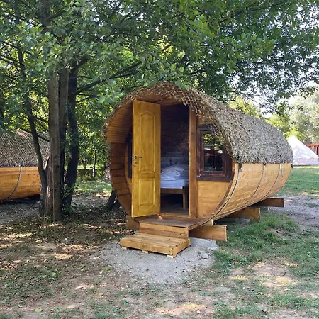 Campingul Apusenilor Suncuius
